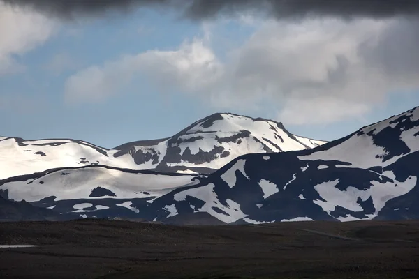 View at mountain landscape in Iceland — Stock Photo, Image