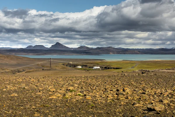 Vista para as planícies islandesas durante o verão — Fotografia de Stock