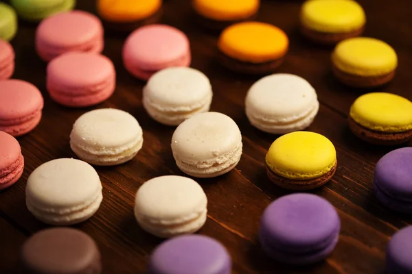 Eine Macaron - süße Süßigkeit auf Baiser-Basis — Stockfoto