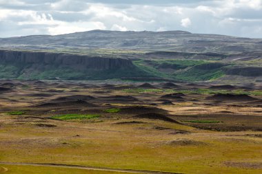 İzlanda ovaları yaz aylarında görüntülemek