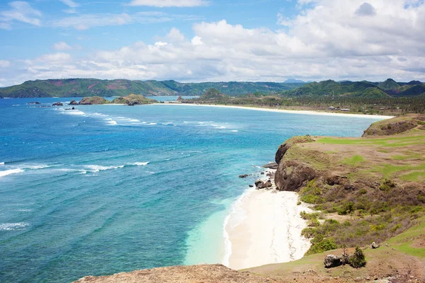 Malowniczy widok na ocean w pobliżu Indonezja, Lombok wyspa — Zdjęcie stockowe