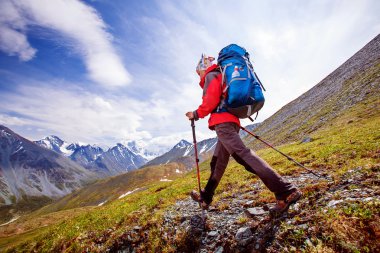 Uzun yürüyüşe çıkan kimse huso Mountain, en yüksek Sibirya'da yakınındaki