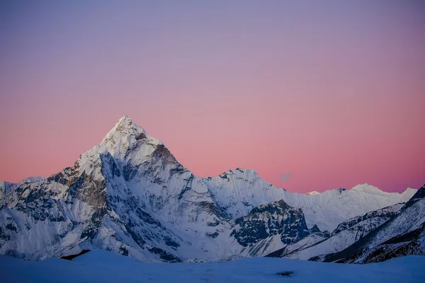 Hermoso paisaje de las montañas del Himalaya — Foto de Stock