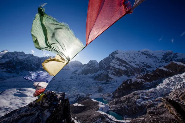 Hermoso paisaje de las montañas del Himalaya — Foto de Stock