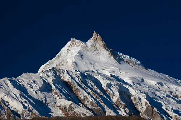 Salida del sol en Manaslu — Foto de Stock