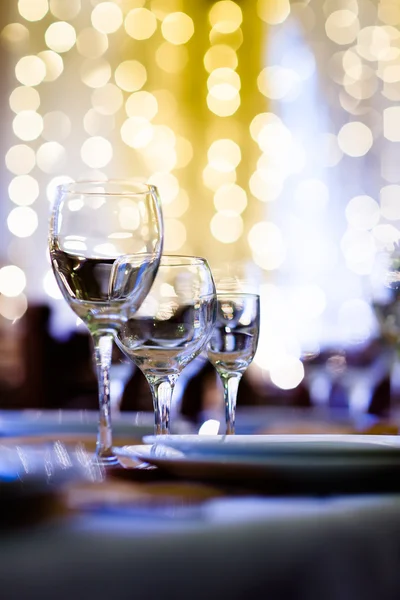 Served table in a restaurant at the holiday eve — Stock Photo, Image