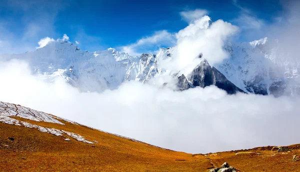 Malerischer Blick auf die Winterberge — Stockfoto