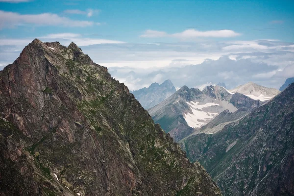 Montañas escénicas del Cáucaso — Foto de Stock