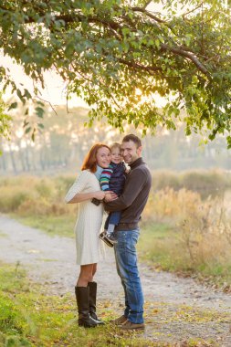 cazip anne ve çocuk portresi