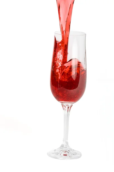 Víno nalil do sklenice na víno — Stock fotografie