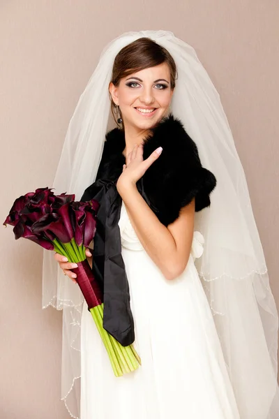 Bruid op haar trouwdag — Stockfoto