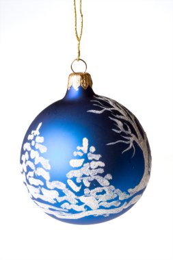 Noel beyaz bir arka plan üzerine dekore edilmiştir.