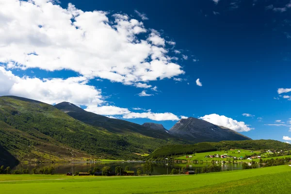 ノルウェーの田舎の美しい風景 — ストック写真