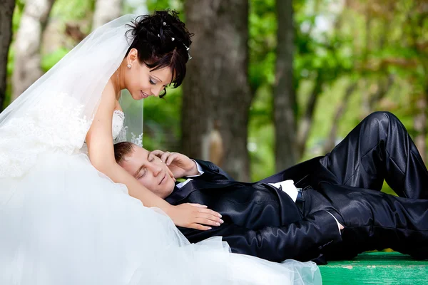 Bride and groom — Stock Photo, Image