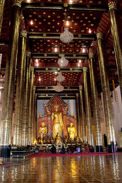 Buddhist temple, Wat Pho in Bangkok, Asia Thailand — стоковое фото