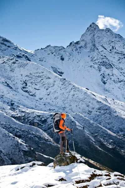 Wandern im Himalaya-Gebirge — Stockfoto