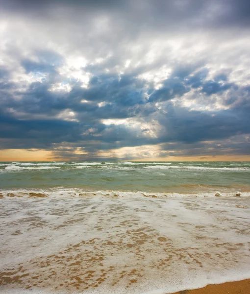 Schilderachtig uitzicht op de Oceaan in de buurt van Maldiven — Stockfoto