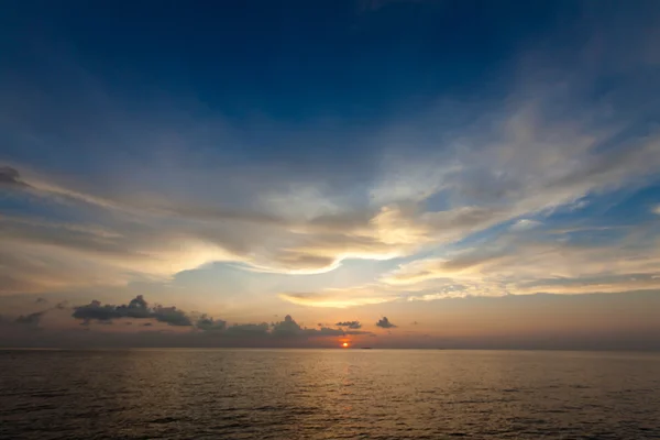 Vista panoramica sull'oceano vicino alle Maldive — Foto Stock