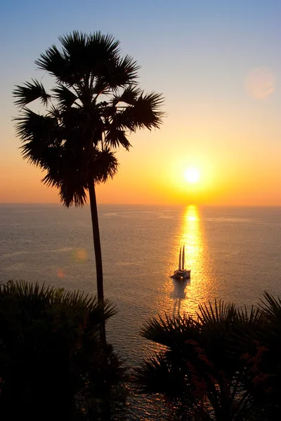 Vista panoramica sul tramonto del mare — Foto Stock