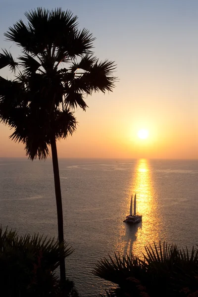 Vista panorâmica do pôr do sol do mar — Fotografia de Stock