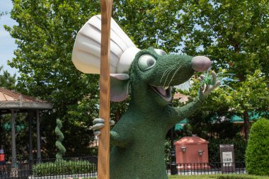 Orlando, Florida. July 29, 2020. Remy Topiary at Epcot (26)