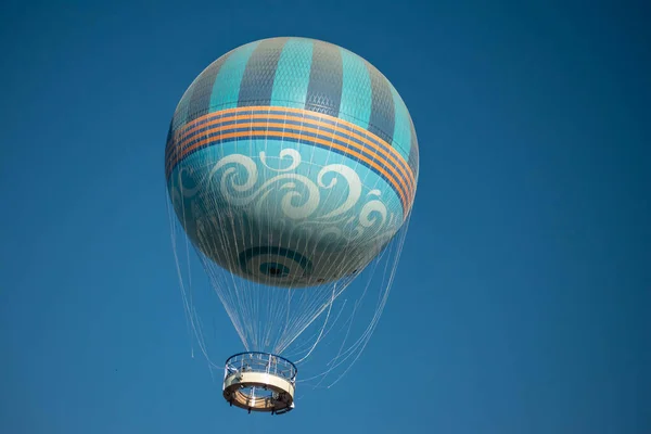 フロリダ州オーランド 2020年10月13日 ディズニースプリングスの熱気球のトップビュー — ストック写真