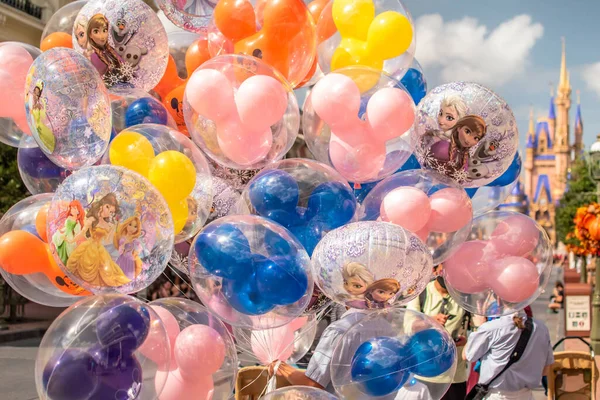 Orlando Florida September 2020 Bovenaanzicht Van Kleurrijke Disney Ballon Magic Rechtenvrije Stockafbeeldingen