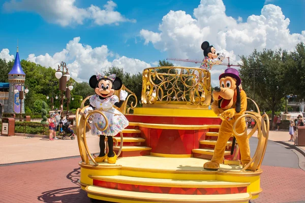 Orlando Florida Augustus 2020 Minnie Mickey Pluto Prachtige Parade Float Stockfoto