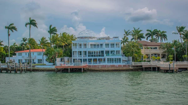 Miami Florida Juni 2021 Vackra Herrgårdar Star Island — Stockfoto