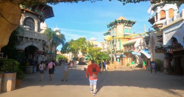 Orlando Florida Septiembre 2021 Gente Caminando Isla Aventura — Vídeo de stock