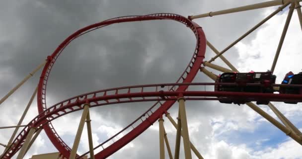 Orlando Florida Září 2021 Lidé Baví Hollywood Rip Ride Rockit — Stock video