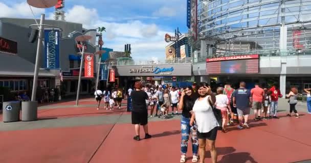 Orlando Florida Septiembre 2021 Personas Disfrutando Entrada Del Universal Orlando — Vídeos de Stock