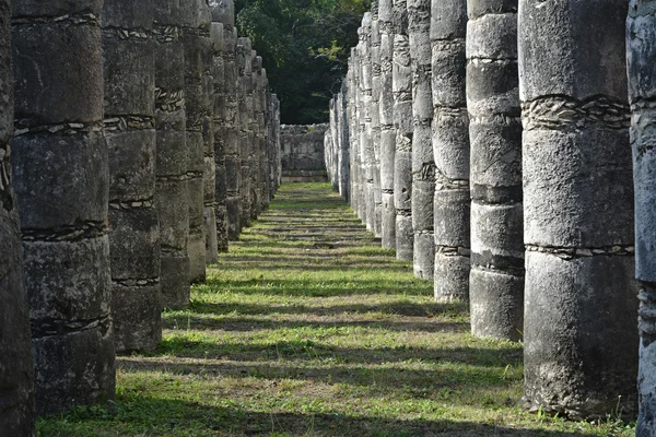 The Governor's Palace (a thousand columns). — Stock Photo, Image