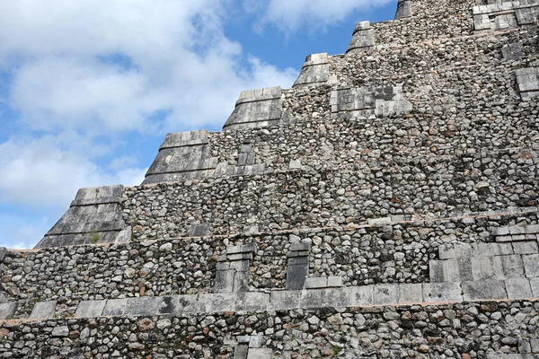 Храм Кукулькан, пирамида в Чичен-Ица, Юкатан, Мексика. — стоковое фото