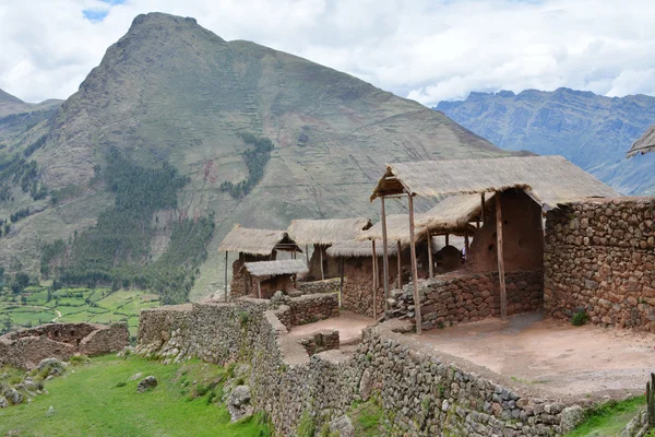 Inca insediamento, Pisac, Perù . — Foto Stock