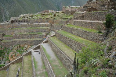 Ollantaytambo, eski Inca Kalesi kutsal vadi, Peru.