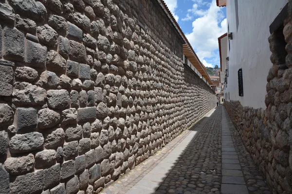 Vecchio muro Inka nella città di Cuzco in Perù, Sud America . — Foto Stock