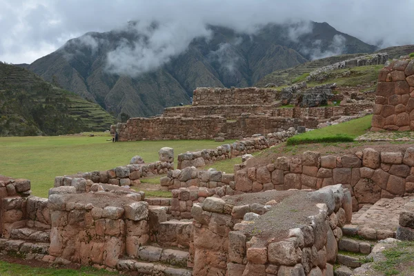 Ruinas antiguas en Chinchero, Valle Sagrado Perú . — Foto de Stock