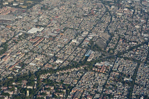 Mexico City havadan görünümü. — Stok fotoğraf