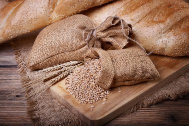 Sivas'tan ekmek ve buğday kulaklara