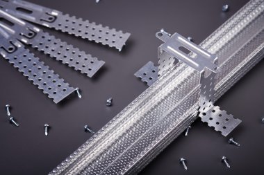Bağlantı parçaları, drywall yükleme için