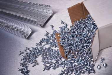 Bağlantı parçaları, inşaat işi için