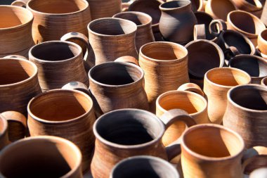 Tencere topraktan yapılmış