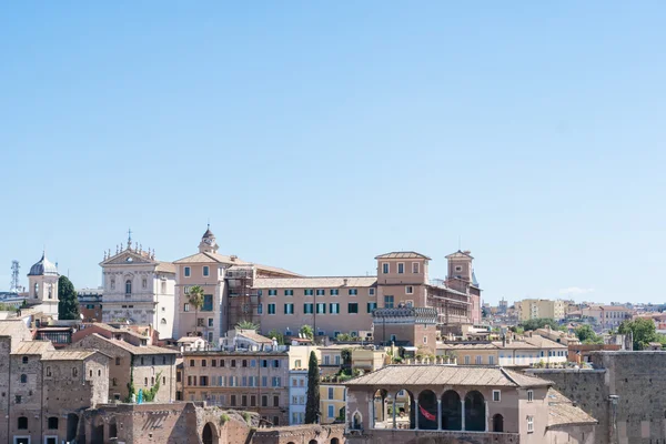 Uitzicht over Rome vanaf de hoge, Italië — Stockfoto