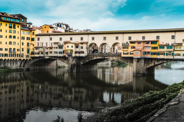 イタリア・フィレンツェのヴェッキオ橋 — ストック写真