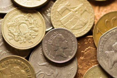 İngiliz Sterlini paralar