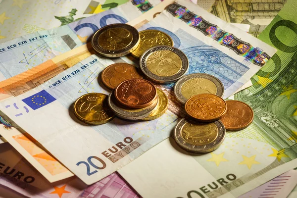 Euro sikke ve banknot para. — Stok fotoğraf