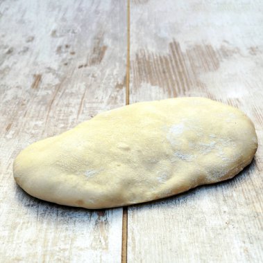 Kırsal arkaplanla çevrili ekmek