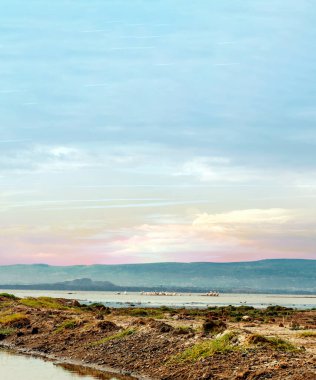 Afrika 'da gün batımında Kenya Gölü