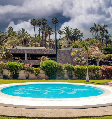 Kanarya Adası 'nda muz çiftliği olan Orotava Vadisi